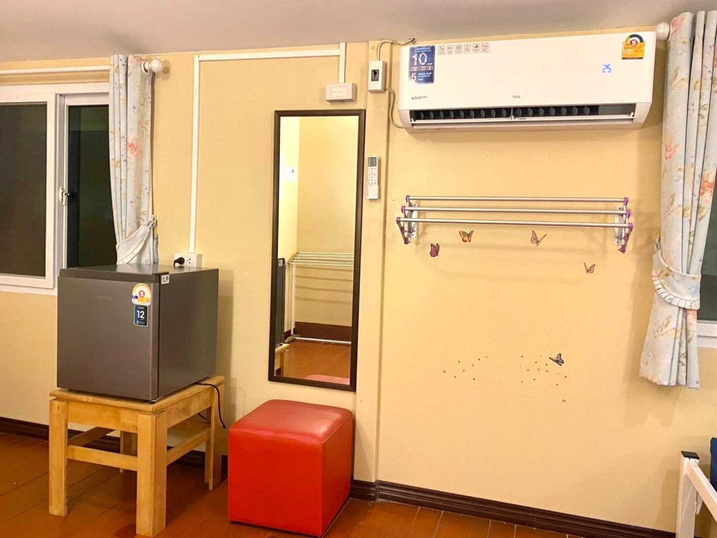 Anya House Hostel Thong Sala Luaran gambar