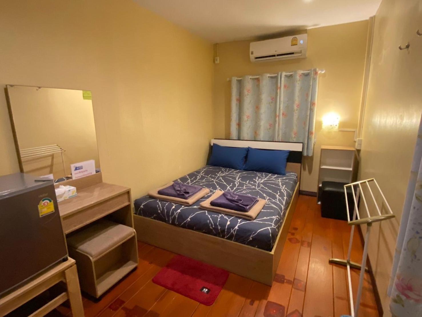 Anya House Hostel Thong Sala Luaran gambar