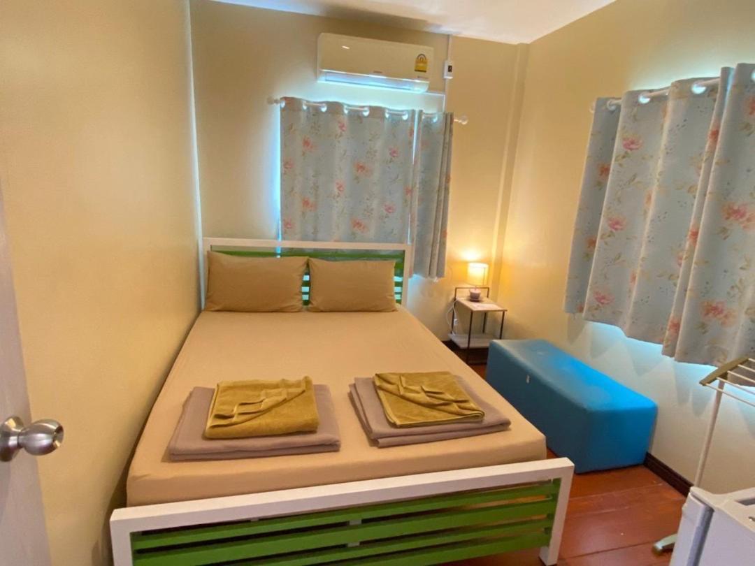 Anya House Hostel Thong Sala Luaran gambar