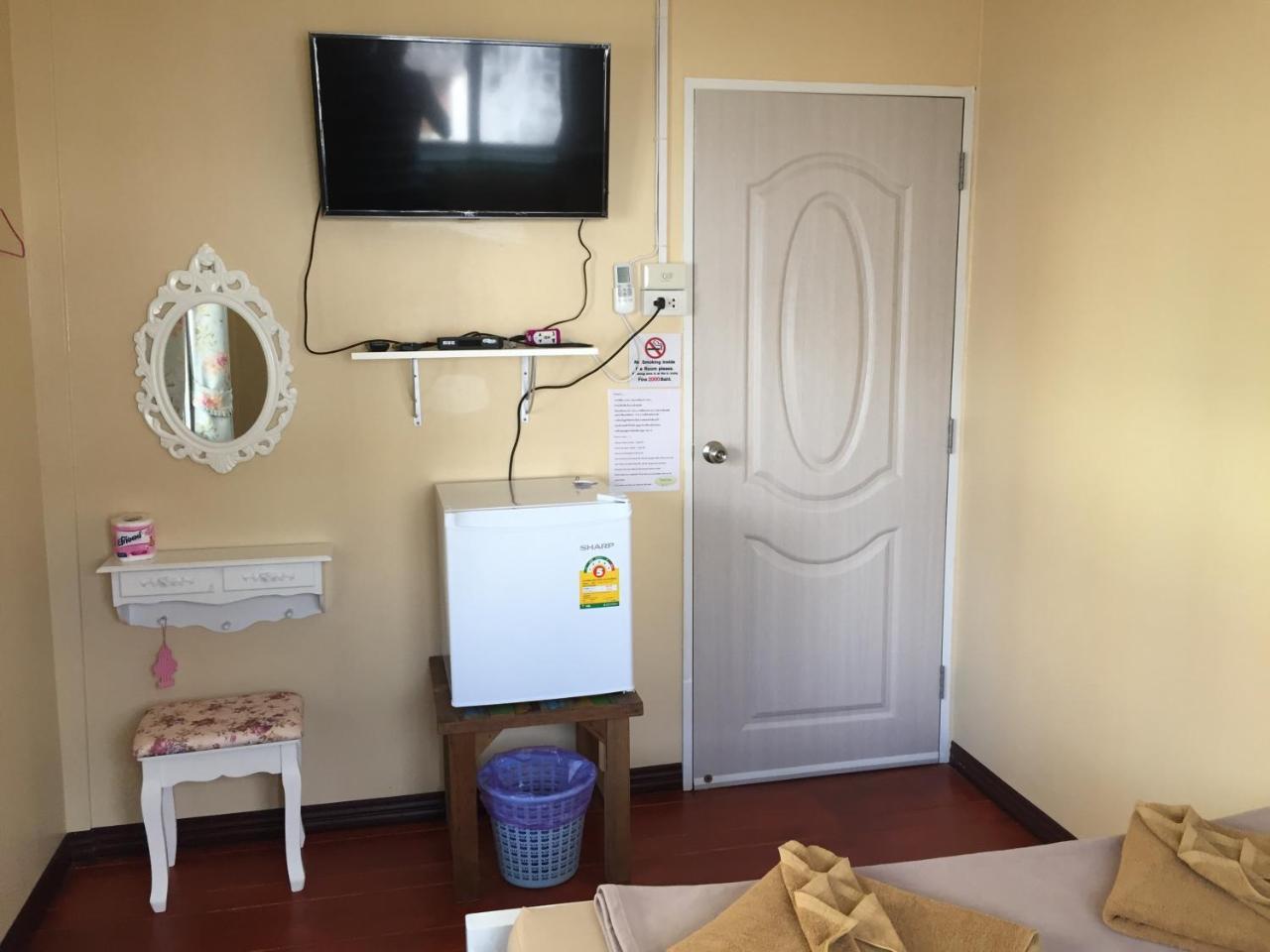 Anya House Hostel Thong Sala Luaran gambar